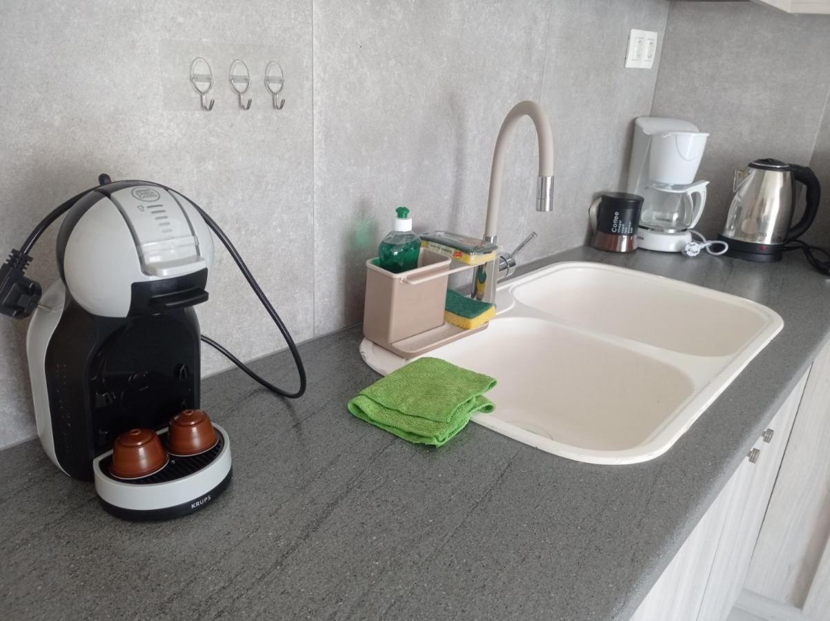 Pireas View Apartment ภายนอก รูปภาพ
